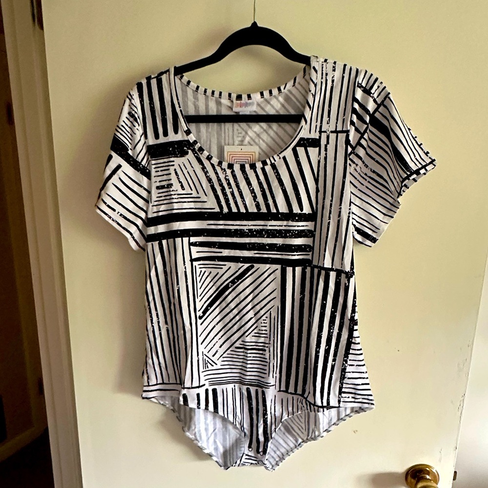 Lularoe 2x print body suit Faith